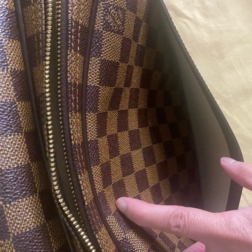 Louis Vuitton Denier Ebene Reporter PM size